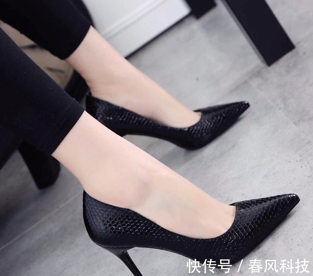 scate:tttttttttt 性感的高跟鞋,让你完美的秀出大长腿,美艳不可方物