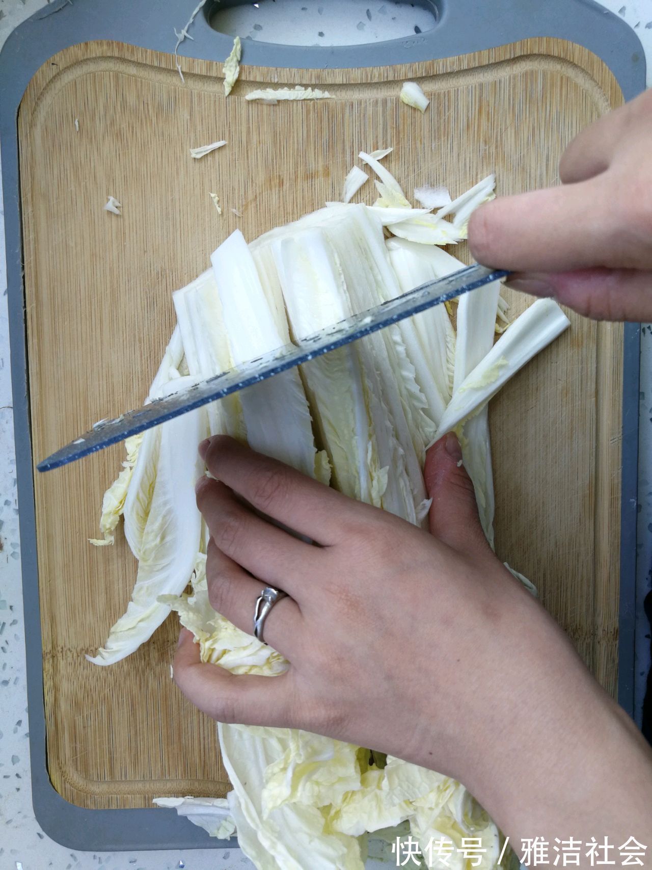 辣辣|自制泡菜，辣辣的很开胃，口感清脆