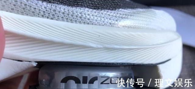 橡胶 最强跑鞋Alphafly Next 开箱测评！如此高科技也成高危了吗！