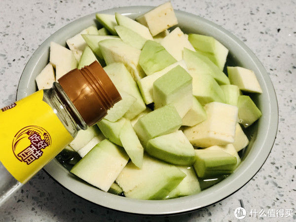 老爷子|夏天吃黄瓜、番茄不如它,每斤不到1元钱,营养丰富,老爷子爱吃