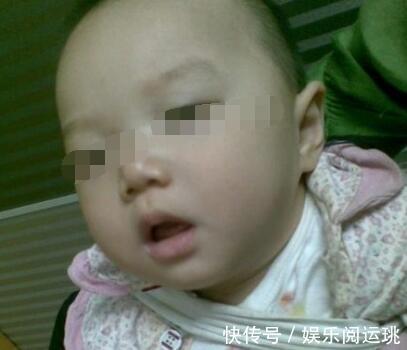 头围|满月的宝宝会翻身,婆婆天天炫耀说“神童”,知道原因后跪地大哭