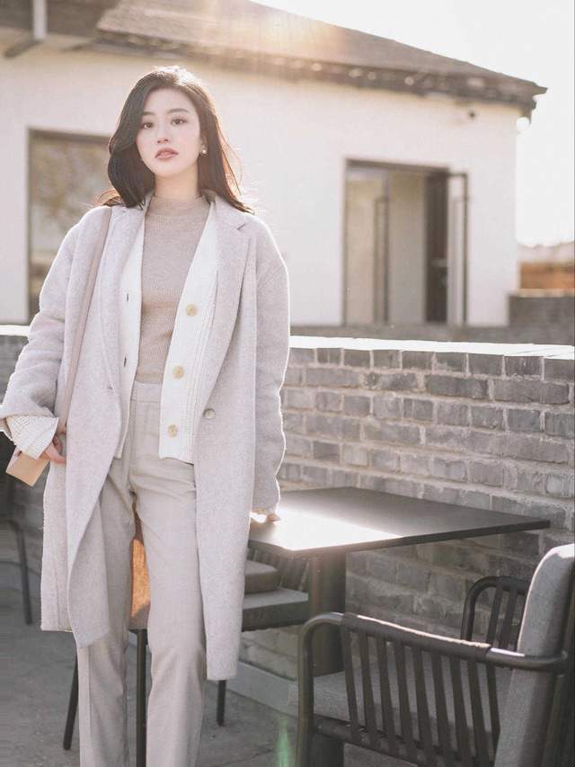 九分裤|秋天,针织衫怎么穿才是正解?学会几个搭配公式,提升气质又好看