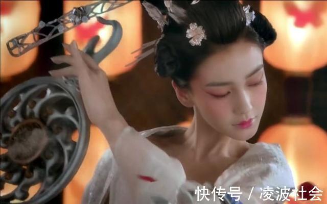 思妇#九首《菩萨蛮》,李白、苏轼、辛弃疾都写过,你最喜欢哪一首