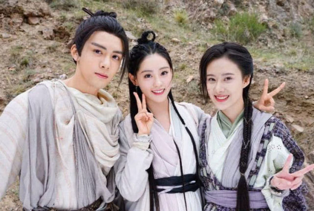 郭靖#倚天中，他是郭靖儿子，深得郭靖真传，武功吊打张三丰，威震武林