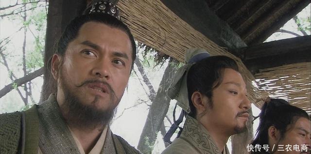 投奔|水浒传面对晁盖的投奔，王伦的路只有两条，一条比一条凶险！