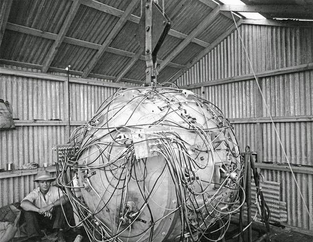 过目难忘|历史上那些让你过目难忘的图片:特工时期的普京、未化妆的梦露