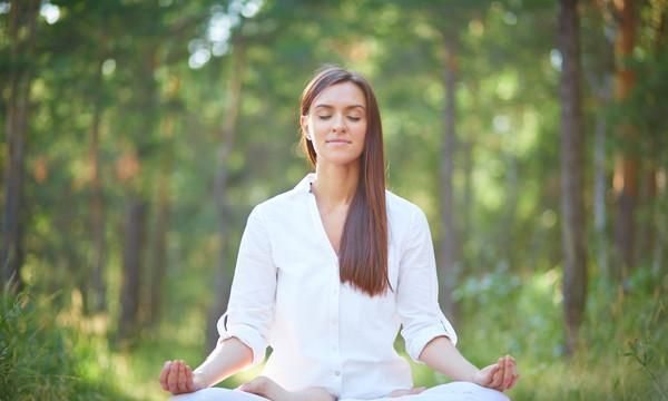 长期打坐腿痛,这种现象是否正常,还要继续打坐下去吗?