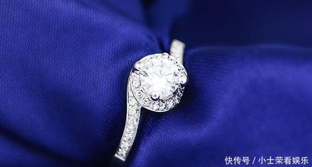 新款|新款钻戒应该买吗?钻戒追求款式还是性价比?女孩子是怎么想的?