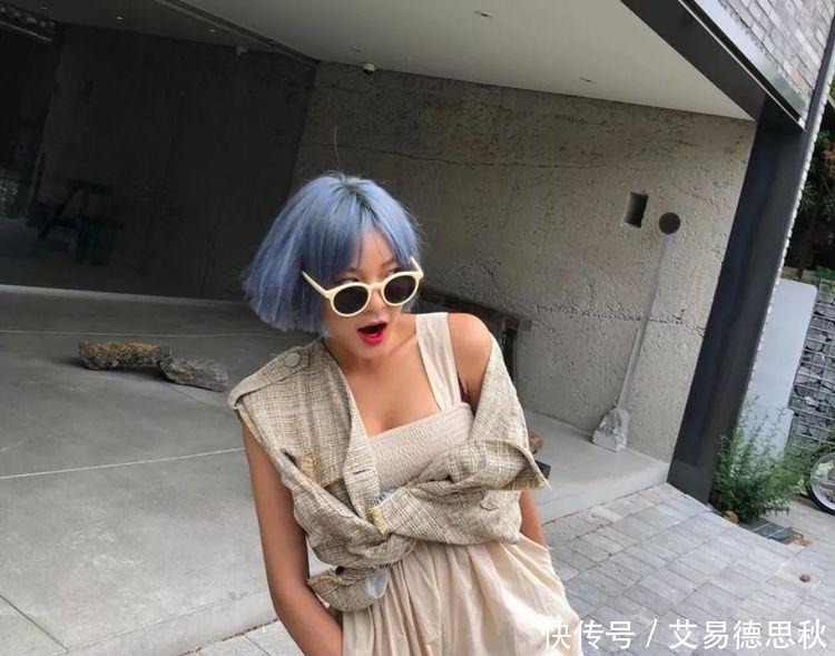 短发“一刀切”,不打理也好看