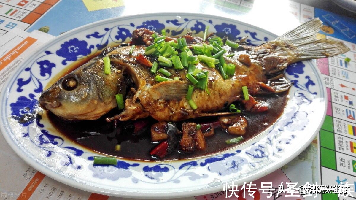 国庆朋友小聚，推荐12道硬菜，下酒下饭花钱少吃得好，待客特有面