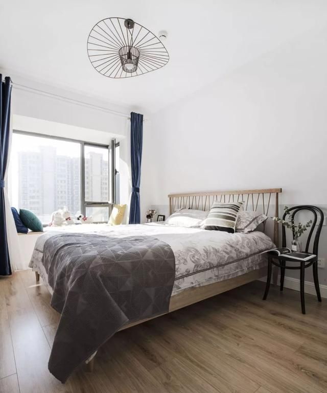 背景墙|77平简约风小户型两房改一房简洁的配色带来舒适的家