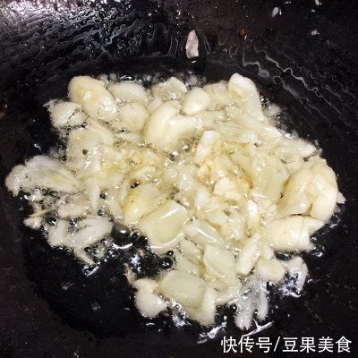 红线椒|#巨下饭的家常菜#干饭神菜「肉炒肉」香辣美味连吃三碗