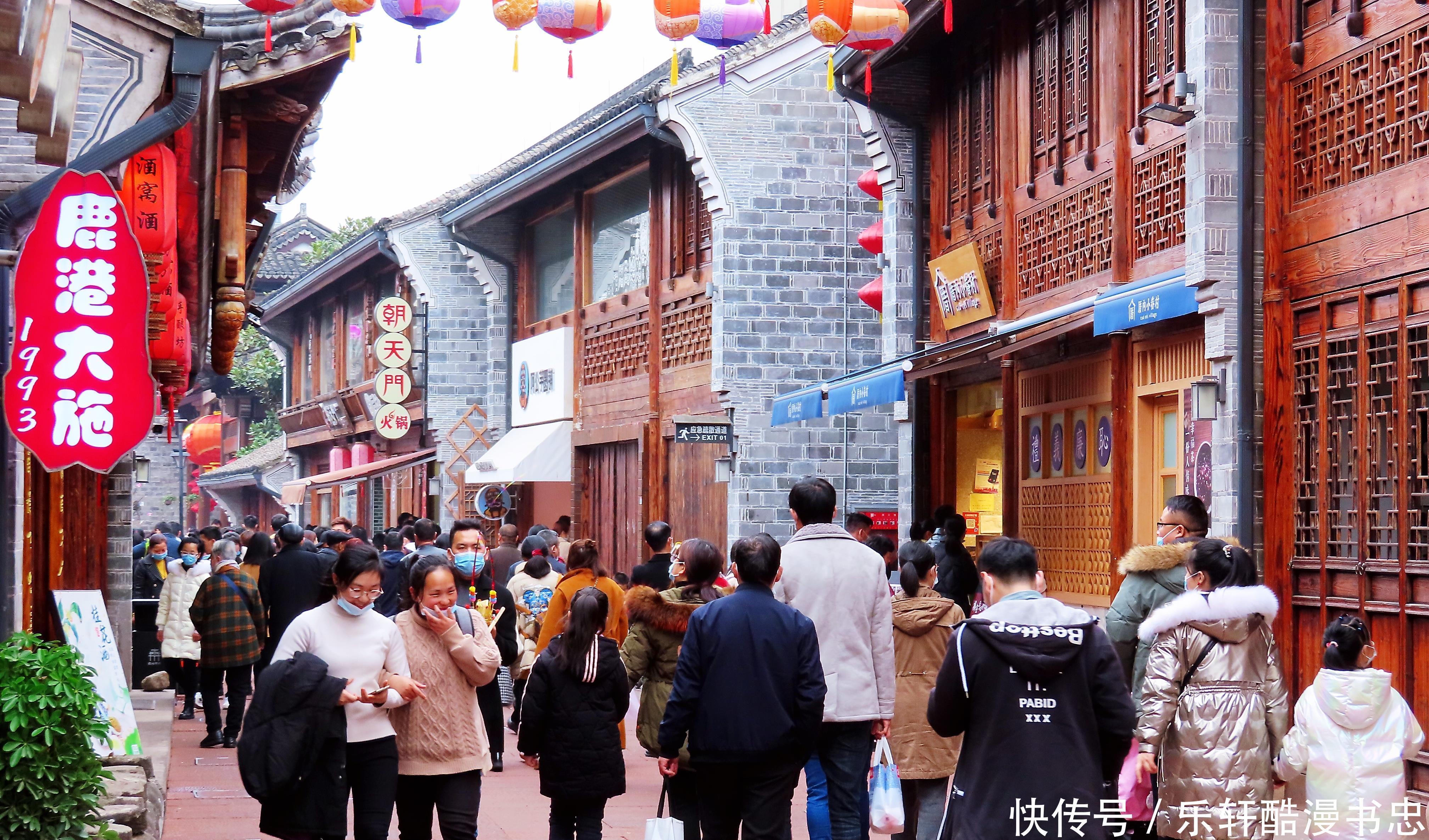 老年|宁波市刚开发不久就火了的老街,美食与美食相融,成了热门打卡地