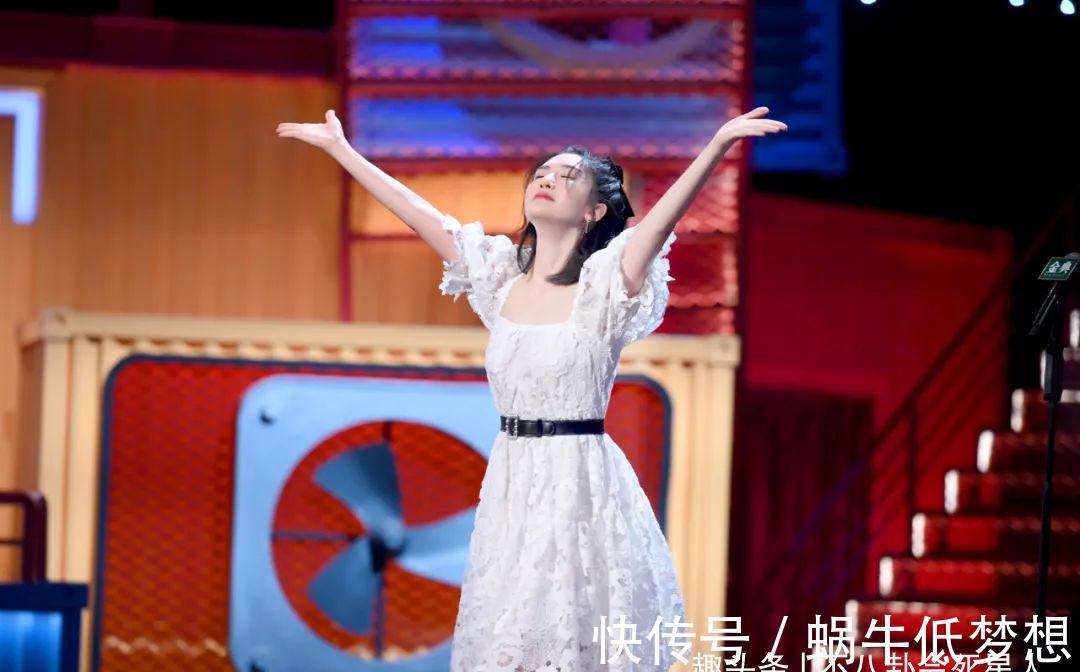 谢娜一段用心的脱口秀表演,狠狠“打”了宁静的脸!