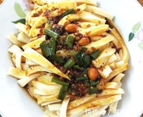 白菜|它是碱性食物，白菜萝卜一边站，皮肤光洁了，小腹不鼓了，特好吃