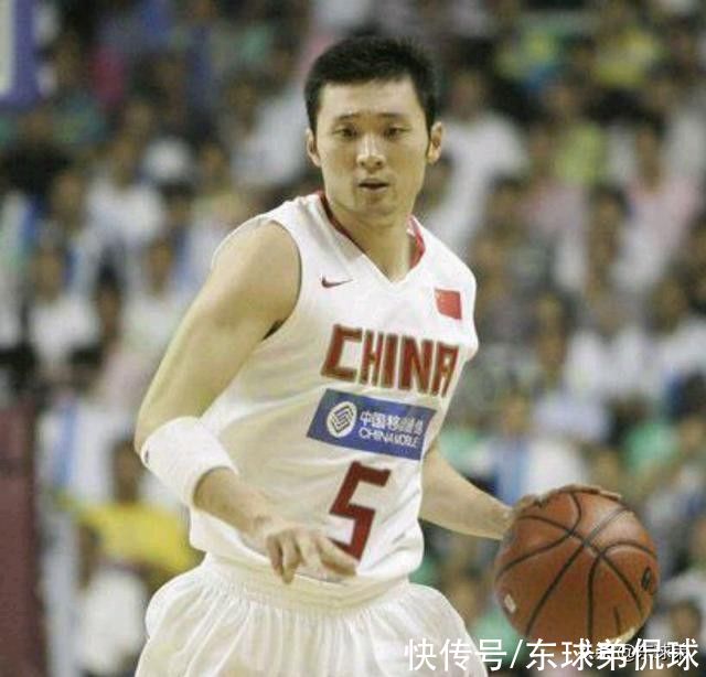 上海男篮|昔日CBA第一后卫，安置体育局的男篮名宿刘炜级别年薪如何？