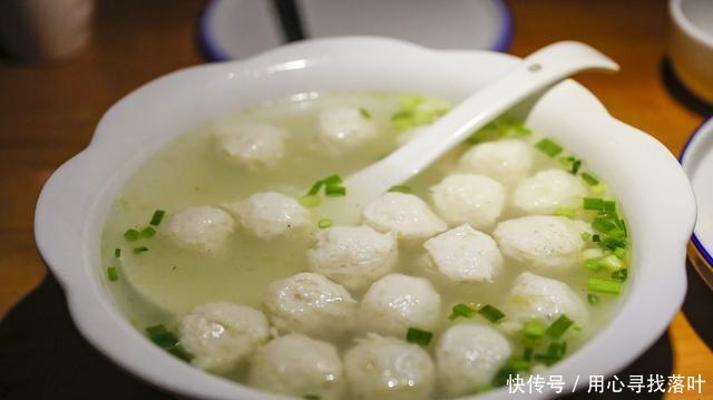 这家|这家有30年历史的油茶馆,从小吃到大口味,一碗油茶要5元钱