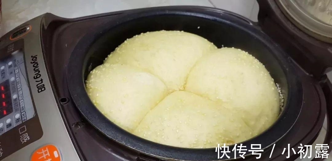 黄油|面粉这样做才好吃, 不用烤箱, 不用黄油, 也能做出拉丝面包, 超香