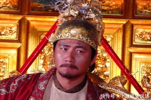 告老还乡|朱元璋宴请功臣后，刘伯温马告老还乡，只因杯底刻了四个字