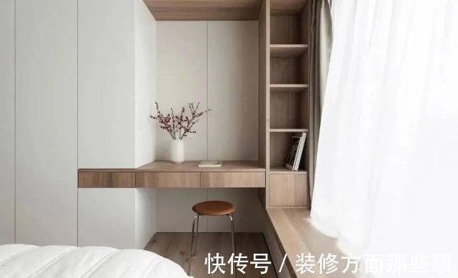 书房|用角落空间设计出个小书房,简直太实用了!节省空间,1㎡不浪费