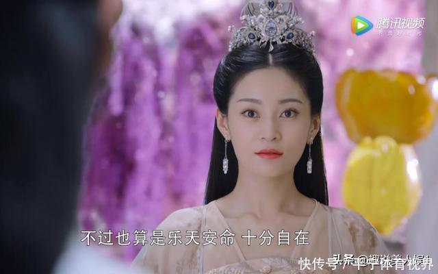 独孤伽罗|现在古装女的发型简单到一顶发冠就解决了,看看过去的发型多精致