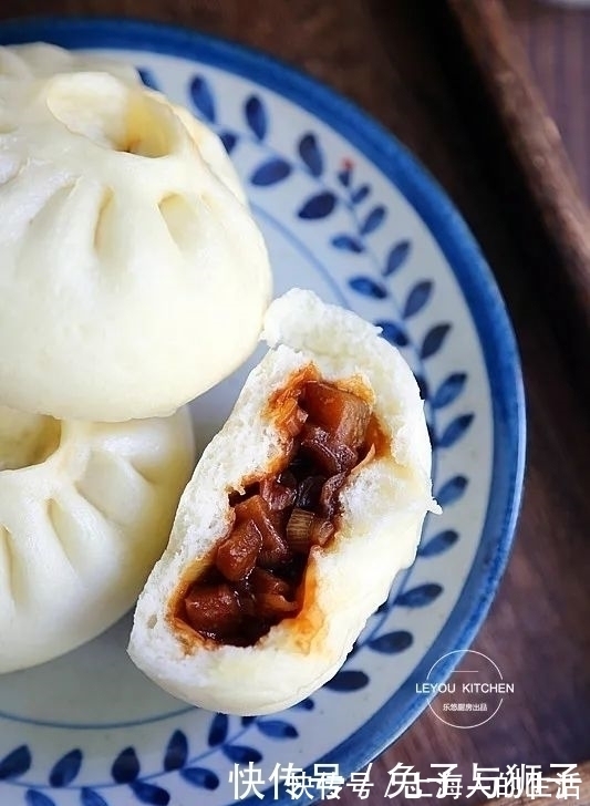 包子|纯素馅大包子,比肉馅的汤汁丰富,吃着更香