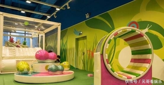 弟弟妹妹|带三娃的宝妈，告诉你，不慌不乱带好三个娃的妙招，还省钱