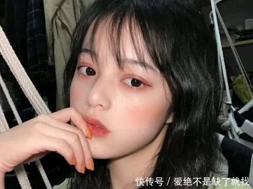 脸上有这3个“特征”的女生,一般颜值都高,全中的小可爱就偷着乐吧!