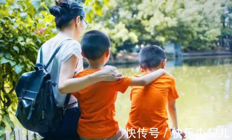 物质教育|娃想吃蛋糕,家长买一兜“边角料”遭骂:你的态度决定孩子的高度