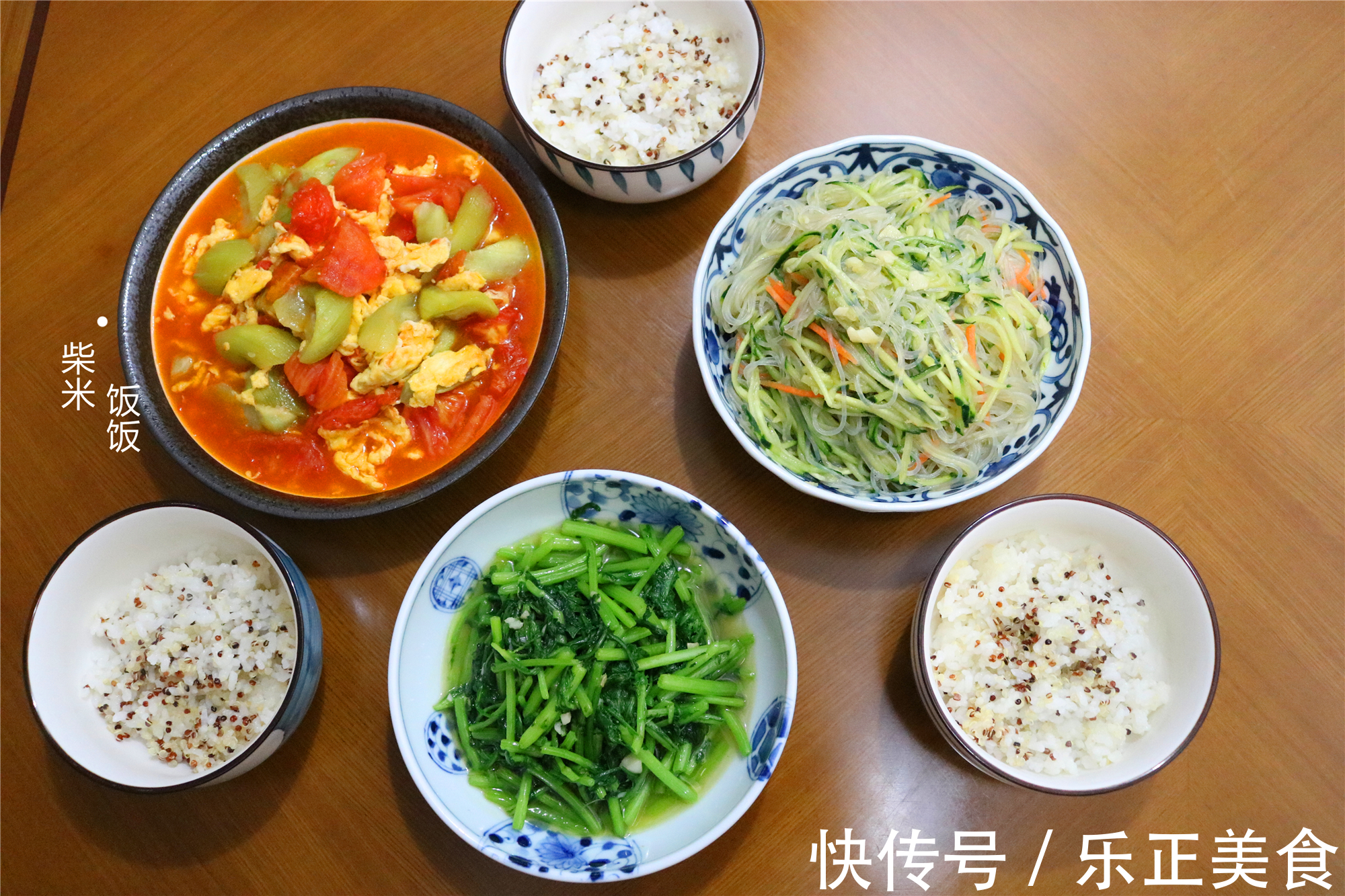 茼蒿叶|晚餐不点外卖,不去饭店,花15元在家做,一家三口吃光盘