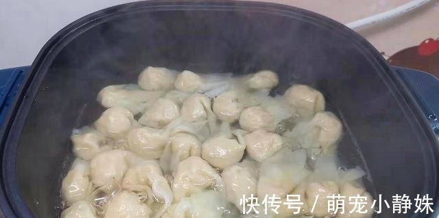 余甘果蜜|我家三人早餐,面食小吃丰富营养,蔬菜水果齐上桌,暖胃管饱