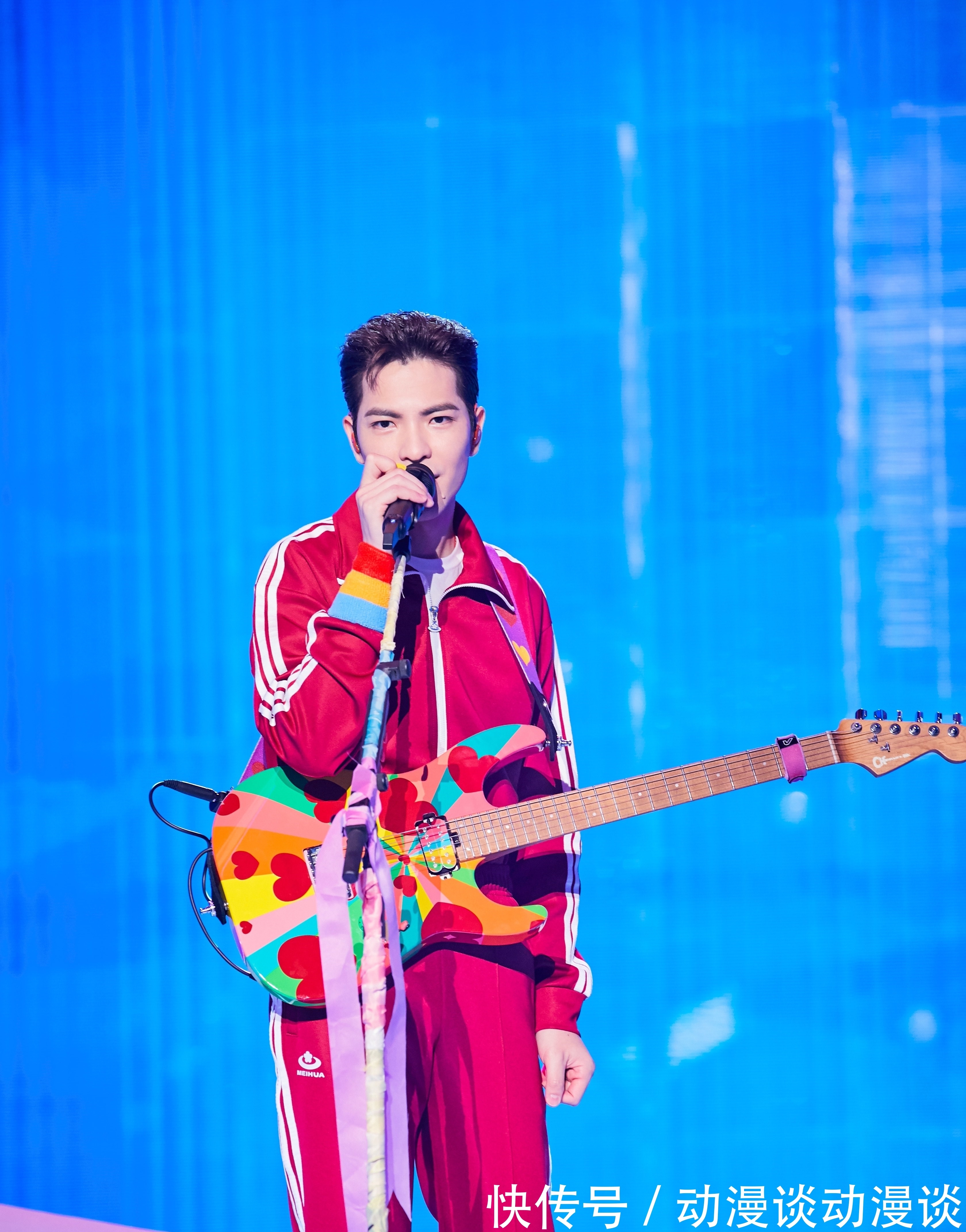 華納音樂|蕭敬騰《已讀不回94我》上線,發(fā)行即橫掃各大數(shù)位平臺(tái)榜單