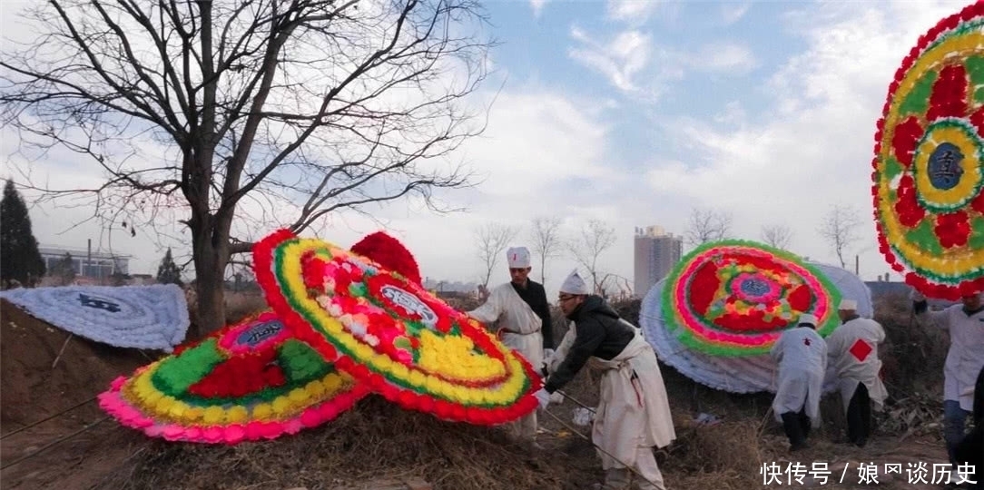 热孝莫|俗语“冷棺莫入村,热孝莫登门”,为何这样不近人情?有啥忌讳吗