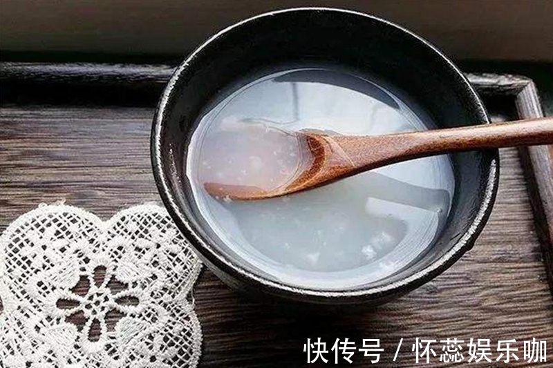 发育|9月大宝宝因吃错辅食入院,医生无奈:养娃不能大意,别乱喂辅食