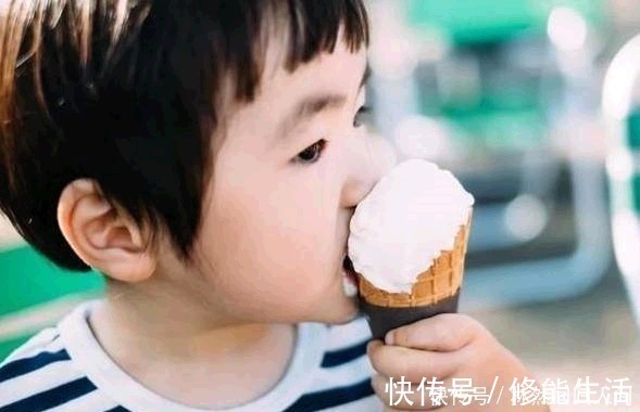 想吃|“妈妈,我可以吃冰淇淋吗?”家长的回答,或许会影响孩子一生