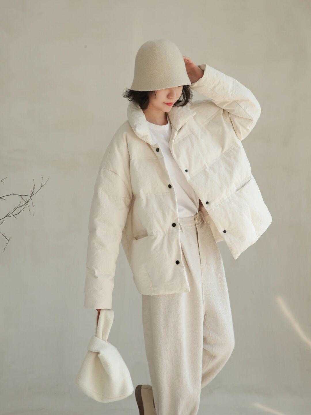 指南|这才是秋冬搭配指南,羽绒服搭配半身裙和长裤,时尚又保暖!