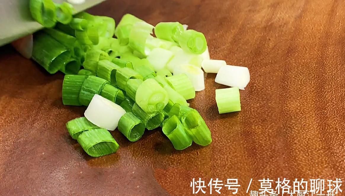 米饭|蛋炒饭是先炒蛋还是先炒饭?很多人搞不清楚,难怪炒得不好吃