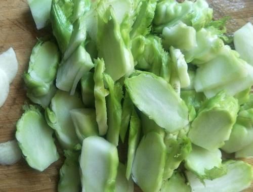 儿菜|“天然补钙菜”被发现,三天两头吃,提高免疫力,孩子个头高