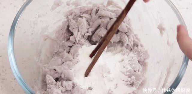 大人|香芋不一样的吃法,外酥里软,既是甜品又是菜品,大人小孩都爱吃