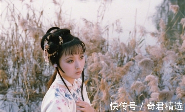 宝玉|怡红院海棠死了半边，是何大凶之兆？揭示林黛玉死亡真相，恐怖