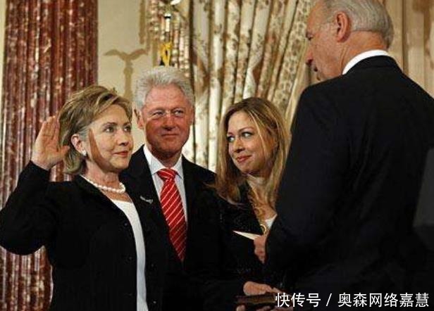 希拉里|希拉里婚纱照好惊艳!28岁出嫁笑靥如花,铁娘子也曾柔情似水