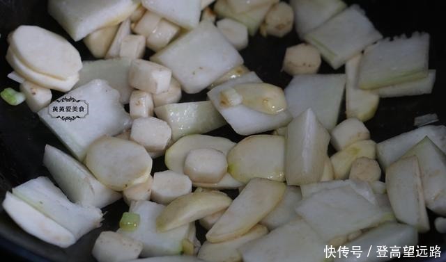 入秋后，给父母多煲这个汤，补气养胃精神好，增强免疫力