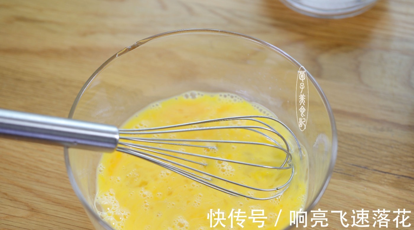 心灵鸡汤|自制葱花鸡蛋早餐饼,营养丰富味道香,上班族最爱!