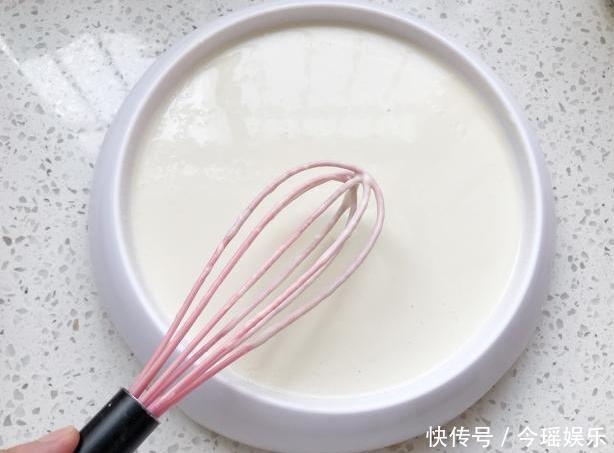 教你自制超薄的煎饼,快手1分钟烙2张,卷什么吃都行