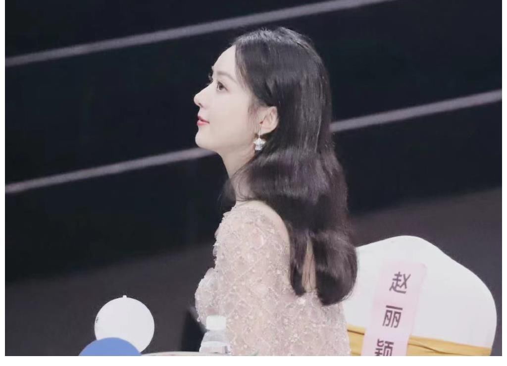 主持人|中秋晚會成“大型翻車現場”，主持人狀況頻出，還有明星假唱