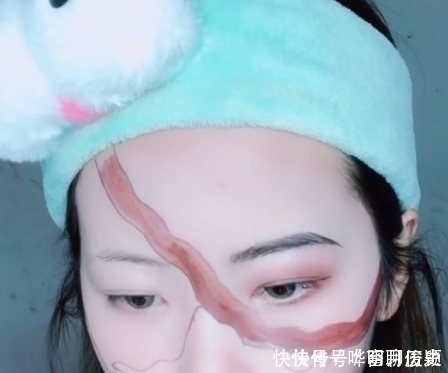 特色|女生在脸上画“特效妆”，第一眼：没什么特色，成品图：厉害了！