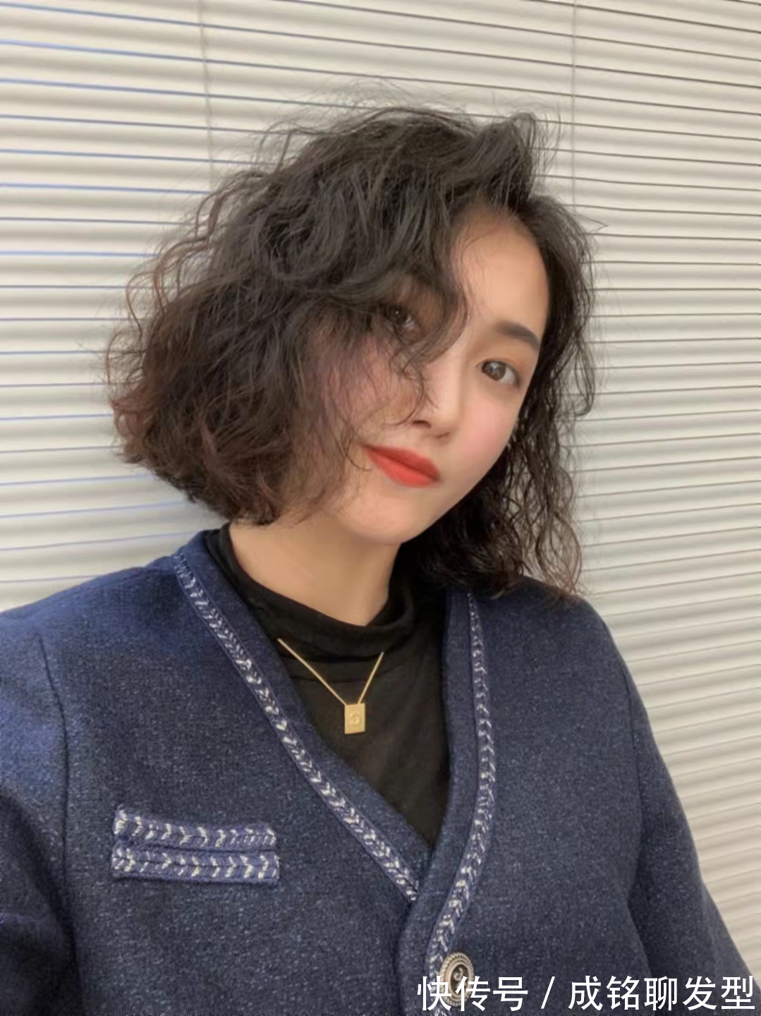 烫发|天凉了头发也该烫了!今年流行的“全头烫”上线,准备烫发请收藏