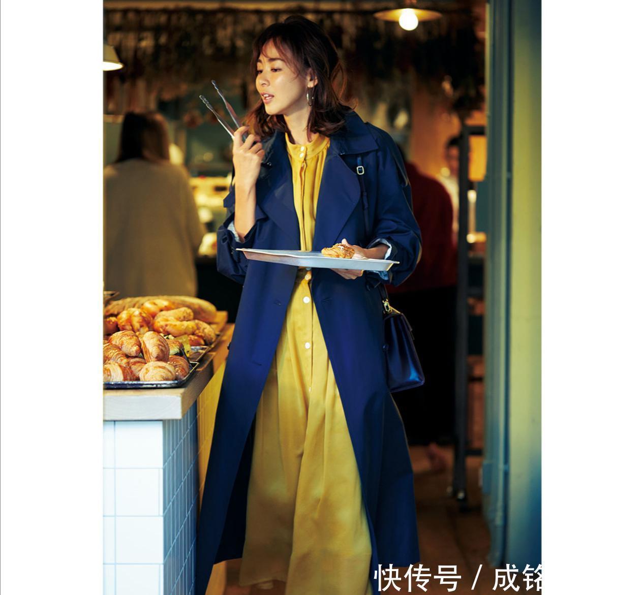 四五十岁女人减龄搭配,日系风衣搭配优雅又有女人味,时髦又百搭