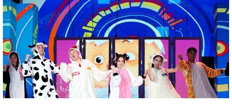 芒果台叫停快本有何用意？李成儒心直口快揭老底，何炅再次背锅