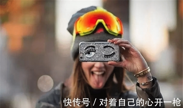 中国人|为什么中国人喜欢给手机戴壳，外国人却很少用？看完总算明白了！
